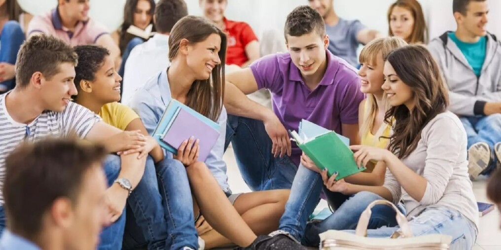 Гранти Scholarship для студентів на оплату навчання